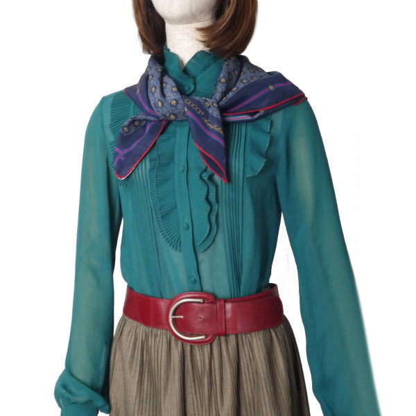 OLD Gucci　小花柄シェリー中判シルクスカーフ（紺系）