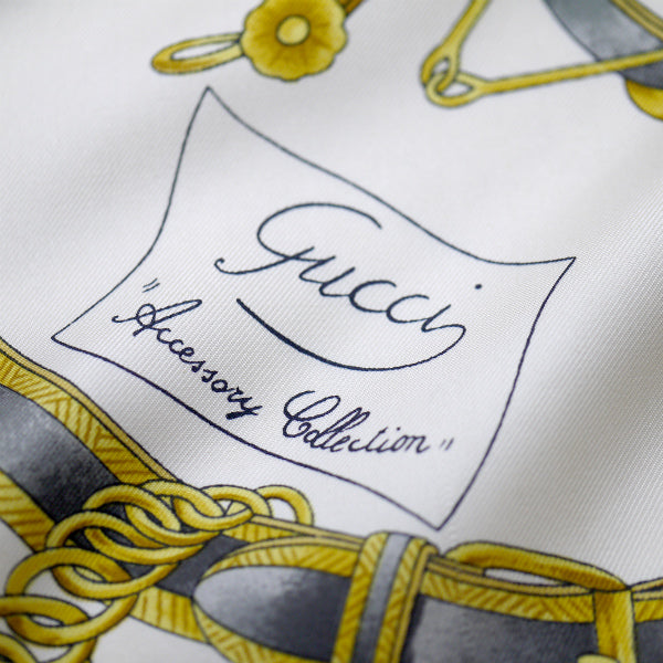 OLD Gucci アクセコ "la BRIDE"大判シルクスカーフ（赤系）