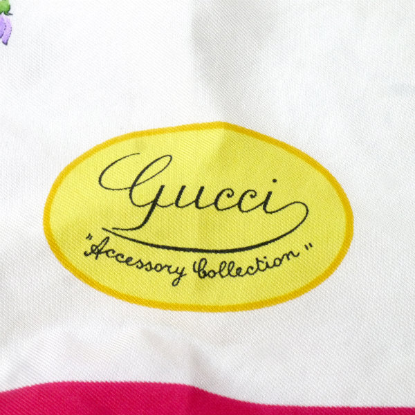 OLD Gucci　アクセコ フローラ大判シルクスカーフ（ピンク系）