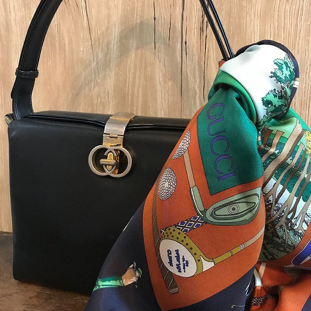 OLD Gucci  シルクスカーフ（紺ゴルフ柄 ）