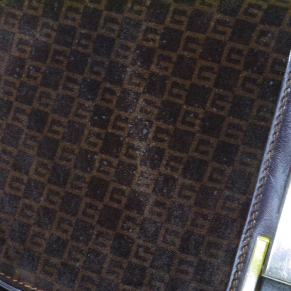 OLD Gucci ＜訳あり＞スクエアGGスエードチェーンショルダー（濃茶）