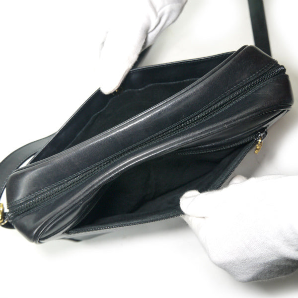 OLD Gucci 総革ワンショルダー（黒）