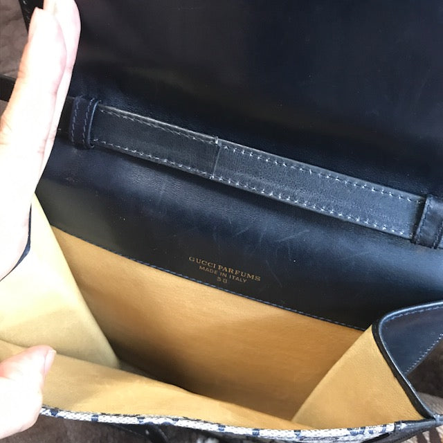 OLD Gucci PARFUMS縦長ショルダー(青)