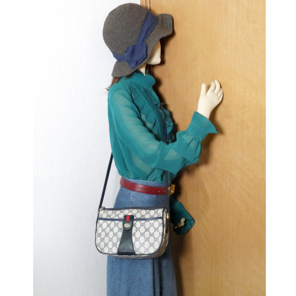 OLD Gucci 　半月型ショルダー（青）