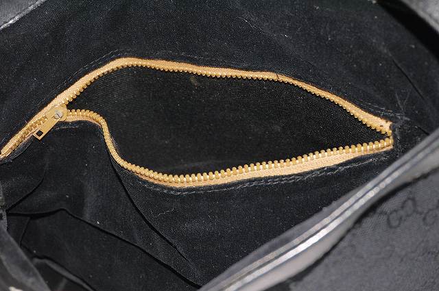 OLD Gucci 　G金具バケツ型ショルダー（黒キャンパス）