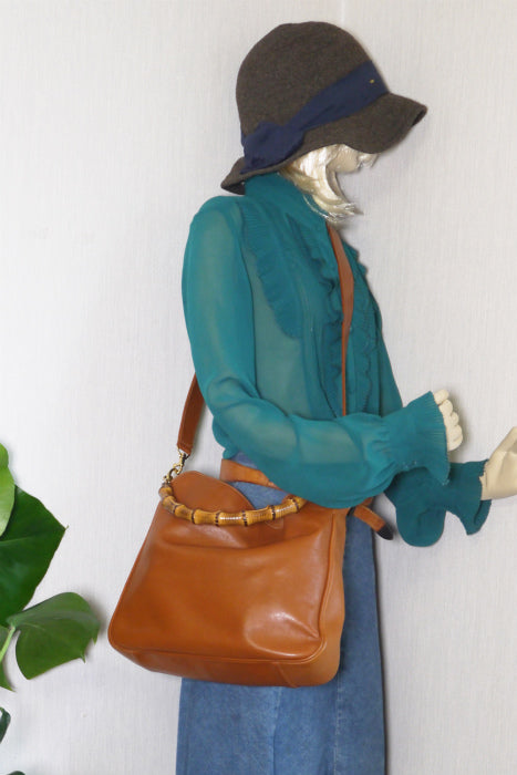 OLD Gucci キャメル　ホーボー２Ｗａｙバンブーバッグ（中）