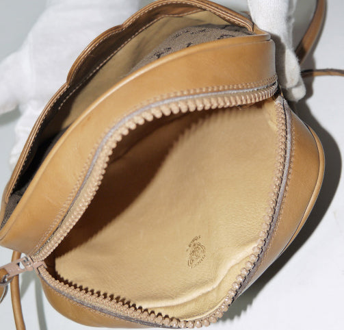 OLD Gucci 激レア！ビット柄ジャガード 丸ポシェット（茶）