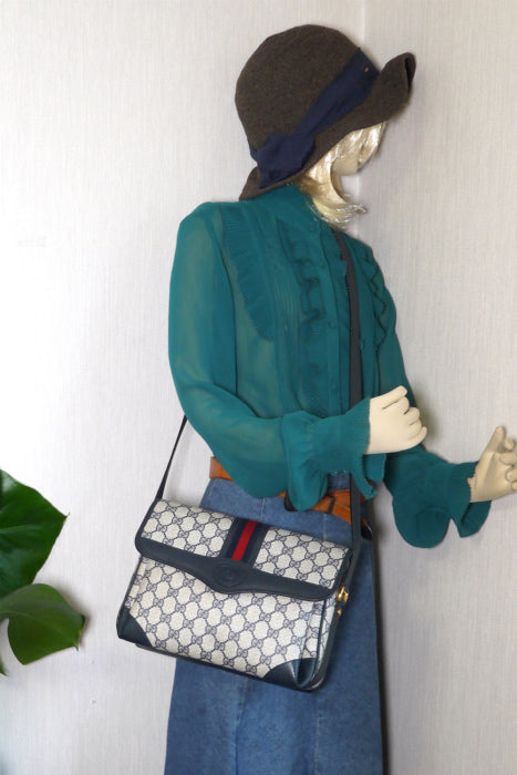 OLD Gucci　3層ショルダー（青）