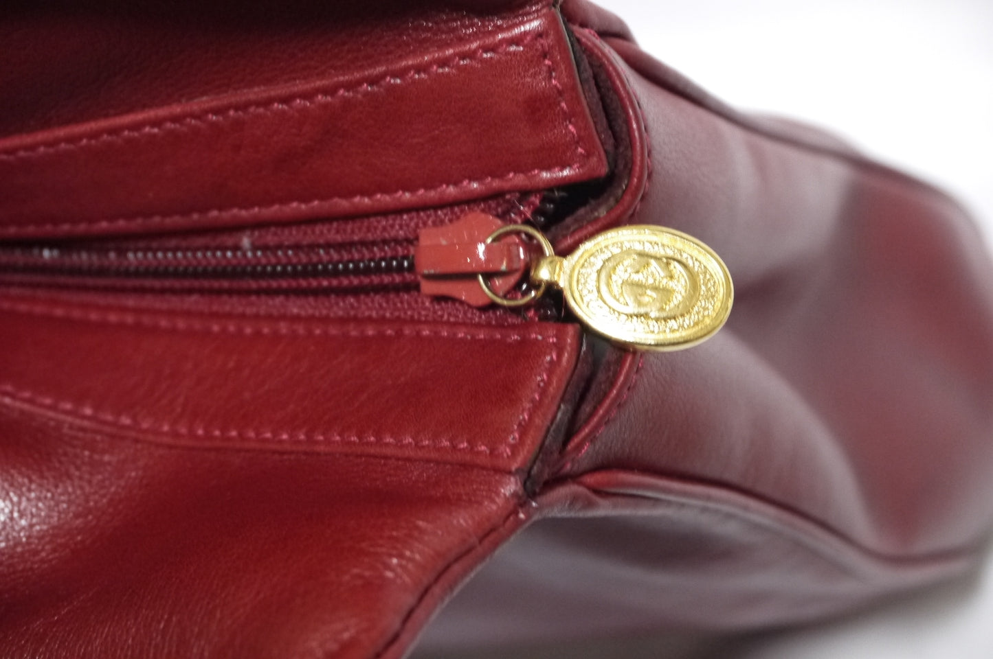 OLD Gucci 赤クラッチバック