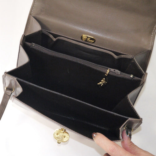 OLD Gucci　＜訳アリ＞総皮３層式ハンドバッグ(モカ)