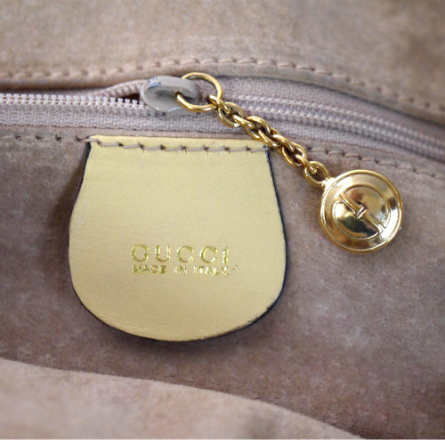 OLD Gucci 型押しレザー半円バッグ（イエローベージュ）