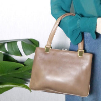 OLD Gucci　総革がま口 ハンドバッグ（ミルクティー）