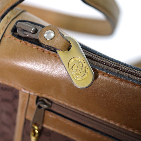 OLD Gucci 筆記体ロゴ金具 マイクロGGショルダー（茶）