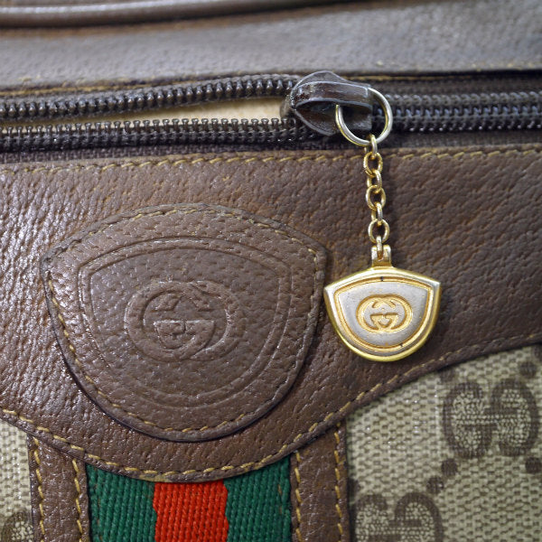 OLD Gucci シェリーライン横長ショルダ−（茶）