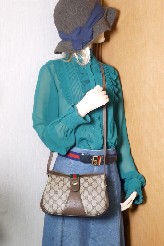 OLD Gucci　＜訳あり＞ミニシェリー3層ポシェット(茶）