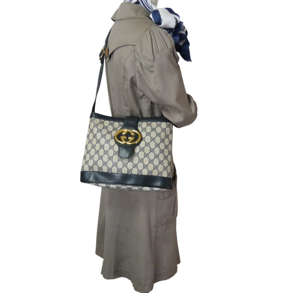 OLD Gucci インターロッキングG金具バケツ型ショルダー（青）