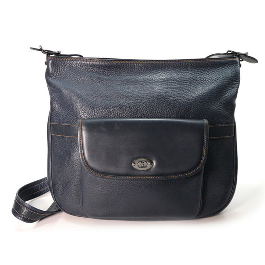 OLD Gucci 総革フロントポケット大型ショルダー（黒）