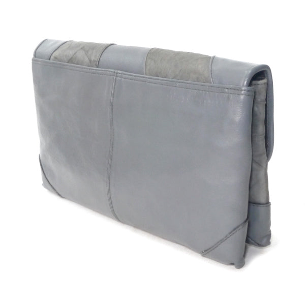 OLD Gucci シワ加工レザーロゴクラッチバッグ（グレー）