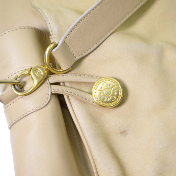 OLD Gucci ＜訳あり＞大型ヌバック ショルダー（クリーム）