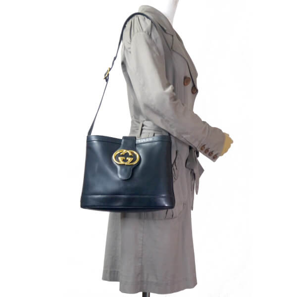 OLD Gucci　総革GG金具バケツ型ショルダー（濃紺）