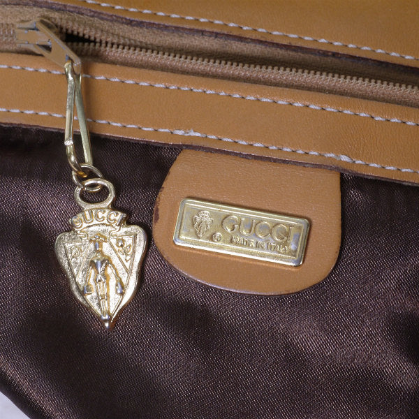 OLD Gucci マイクロGGシェリー斜め掛けショルダー（白）