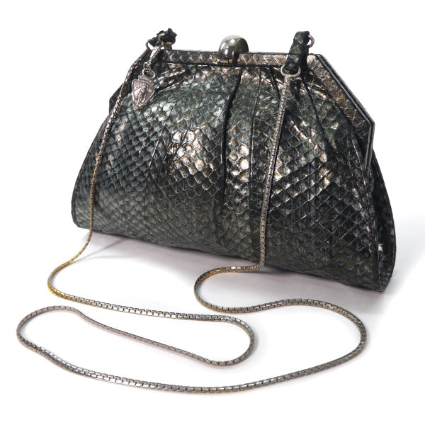 OLD Gucci レア！パイソンがま口チェーンバッグ（黒）