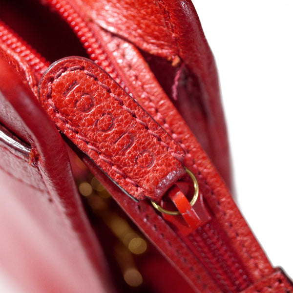 OLD Gucci 総革ショルダー付ブリーフケース（赤）