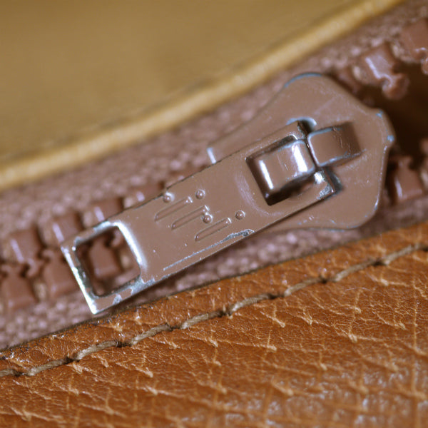 OLD Gucci　ピグスキン ビット×キャップ金具ショルダー（キャメル）