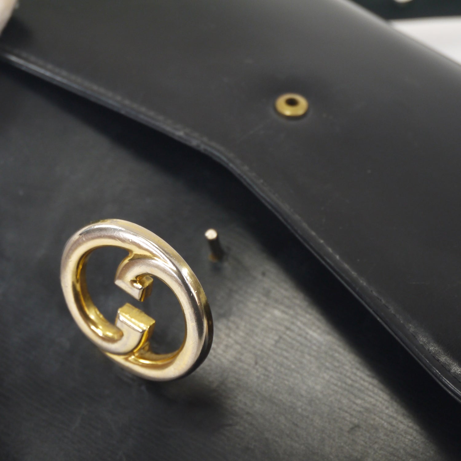 OLD Gucci 総革GGマーク2WAYショルダーバッグ（黒） – Vintage Shop Rococo