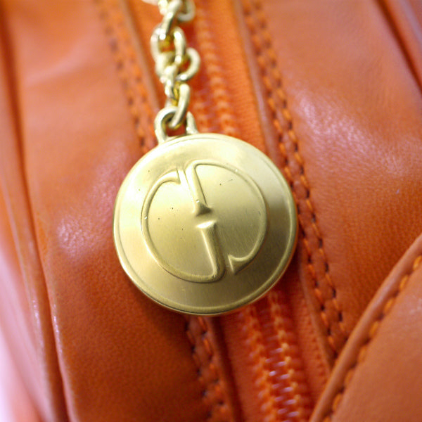 OLD Gucci　レア!ビットステッチ総革ポシェット（オレンジ）