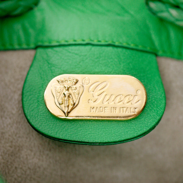 OLD Gucci　レア！パイソン巾着ミニショルダー（緑）