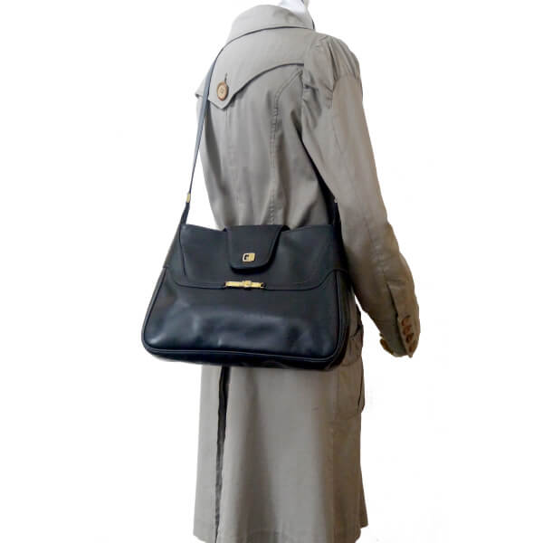 OLD Gucci　レア!!ベルト金具 総革ショルダー（黒）