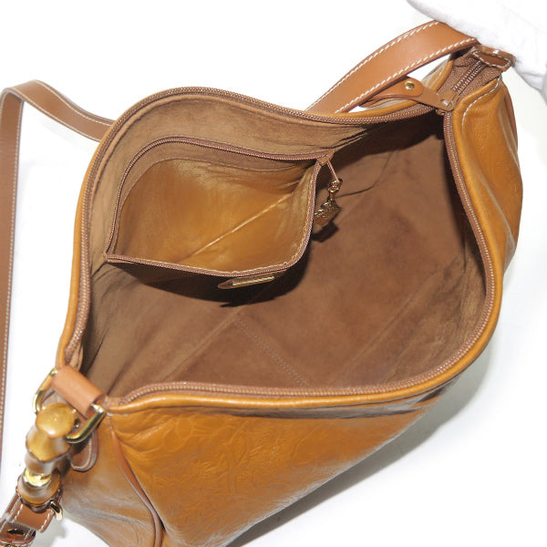 OLD Gucci　花柄エンボス加工A4レザーショルダー（キャメル）