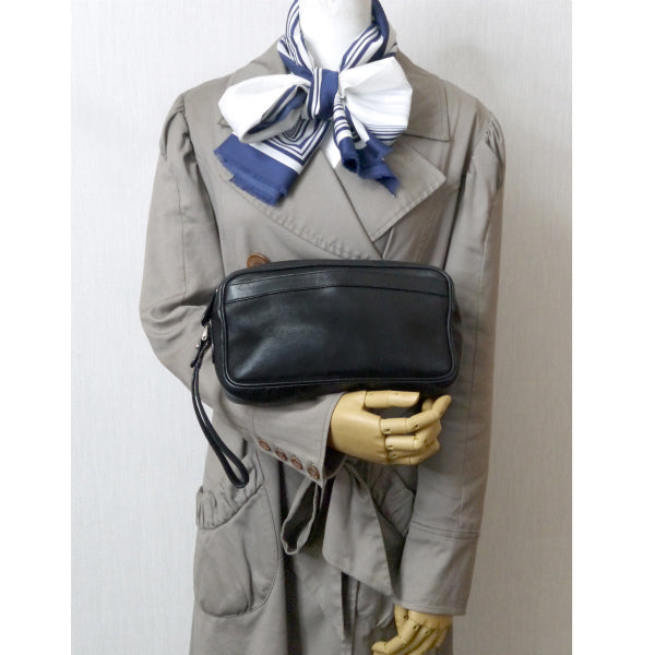 OLD Gucci　総革ロゴ クラッチバッグ（黒）