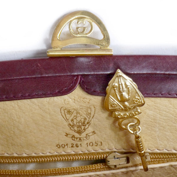 OLD Gucci　70s筆記体ロゴ がま口ミニショルダー（ボルドー）
