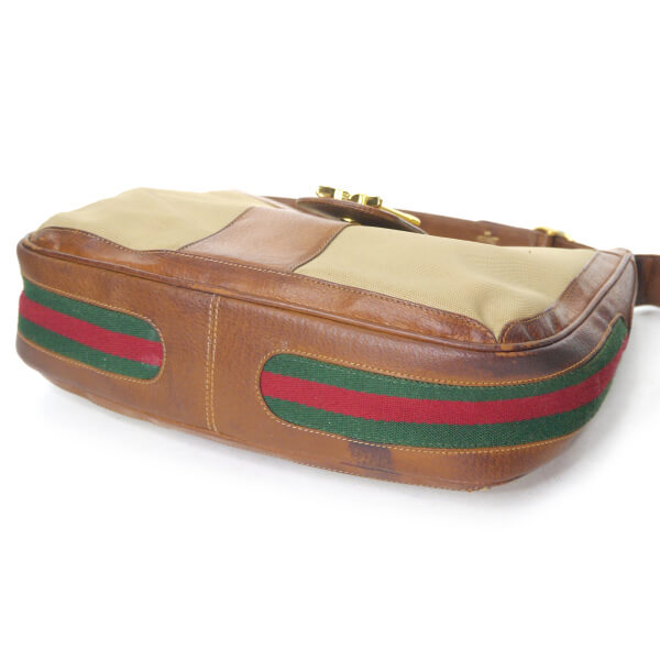 OLD Gucci ＜訳あり＞ブーツマーク金具ショルダー（キャメル）