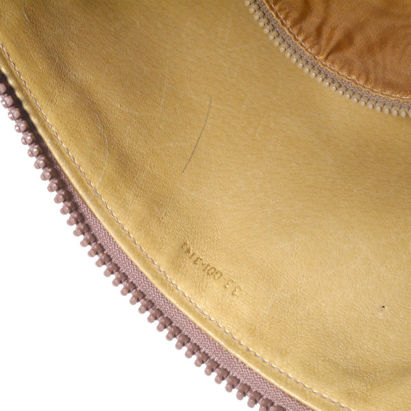 OLD Gucci　筆記体ビットロゴ スエード大型ショルダー（茶）