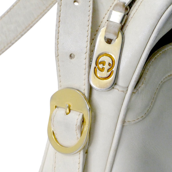 OLD Gucci　総革フリンジ付きショルダーバッグ（白）