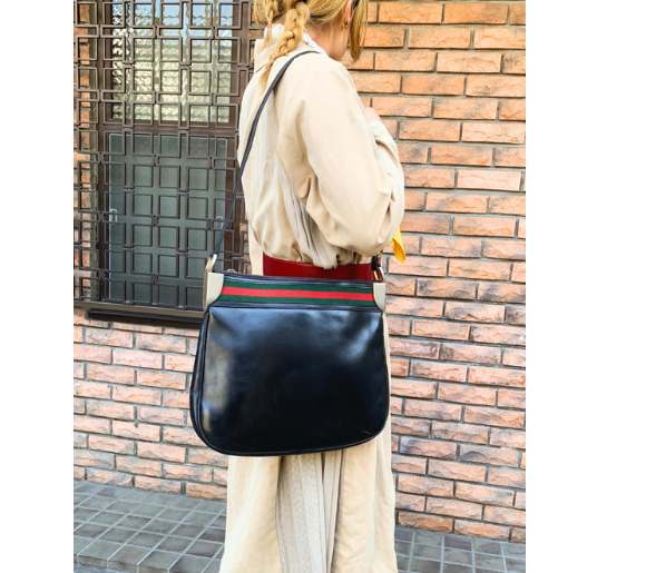 OLD Gucci　総革シェリー大型ショルダー（黒）