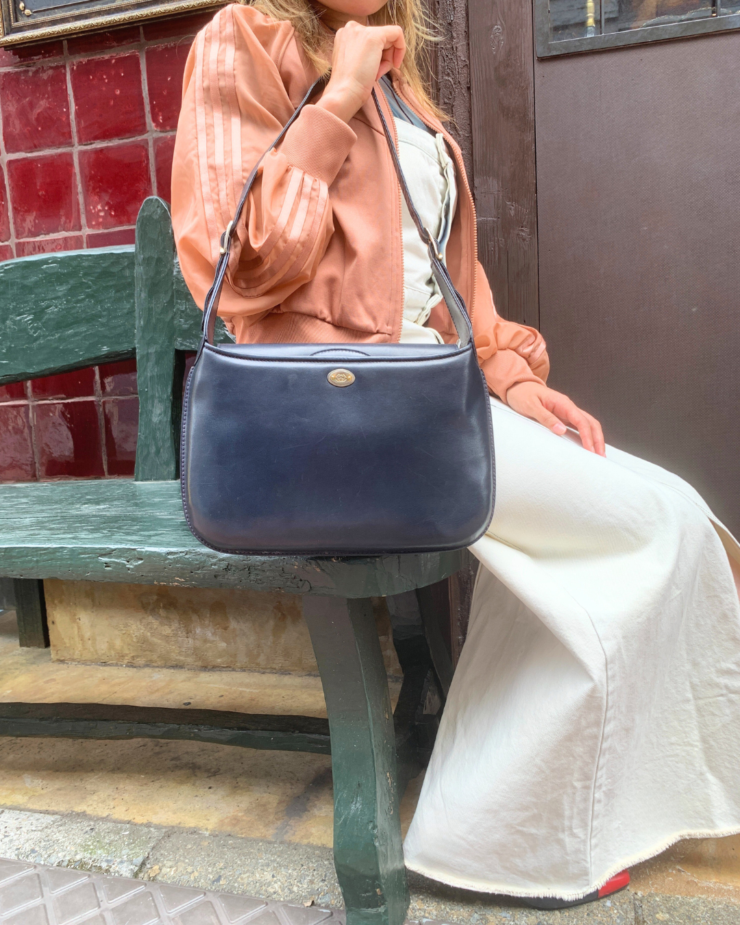 希少モデル！GUCCI　85周年記念本革馬 11891031.jpg