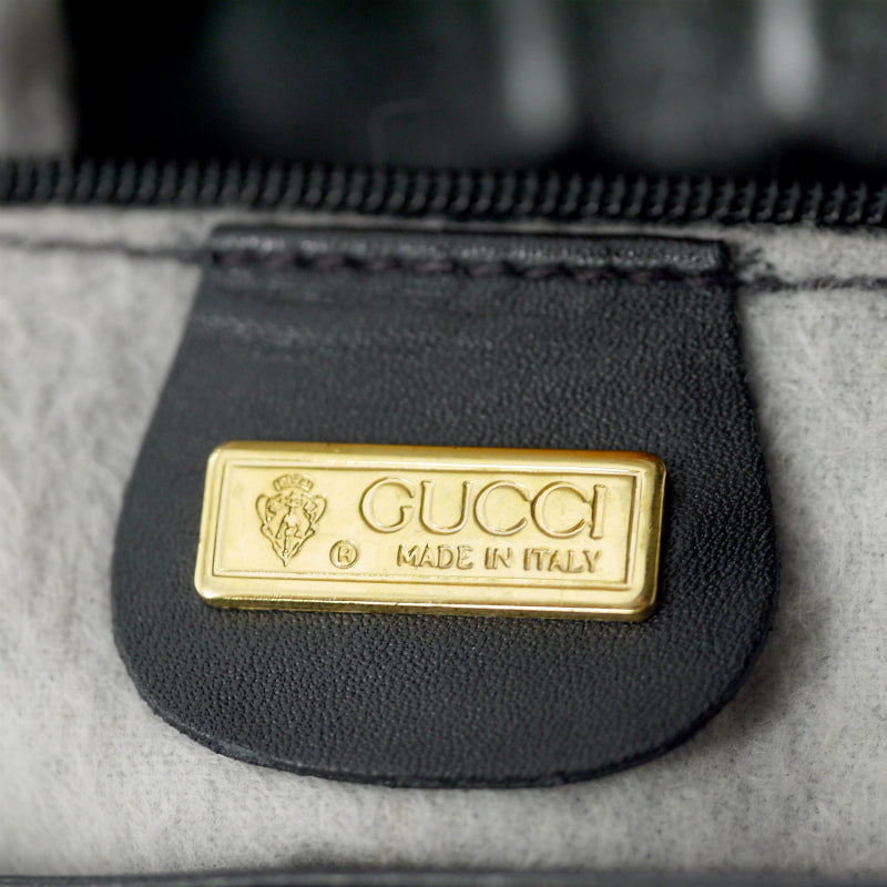 OLD Gucci 　マイクロGGスクエアバケツ型ショルダー（黒）