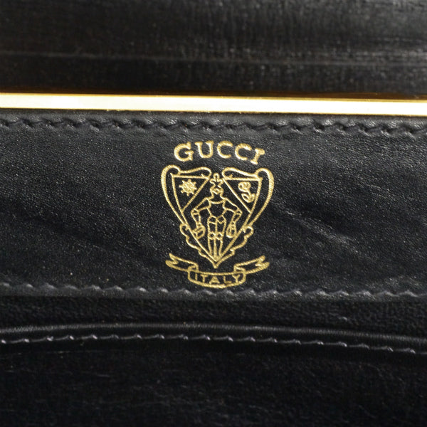 OLD Gucci サークルロゴ金具総革チェーンミニバッグ（黒）