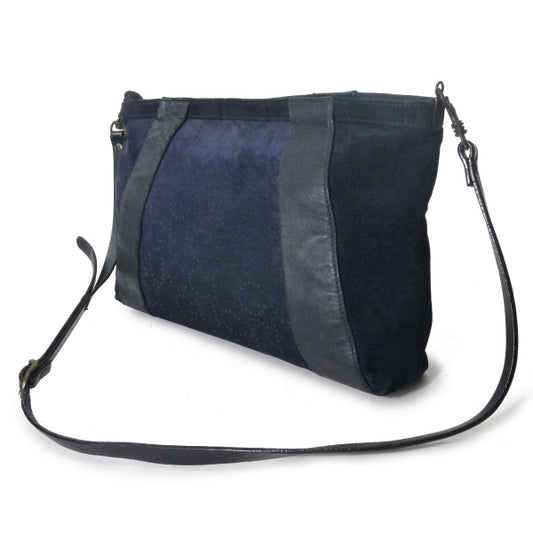 OLD Gucci　ロゴパンチングデザイン スエードショルダー（紺）