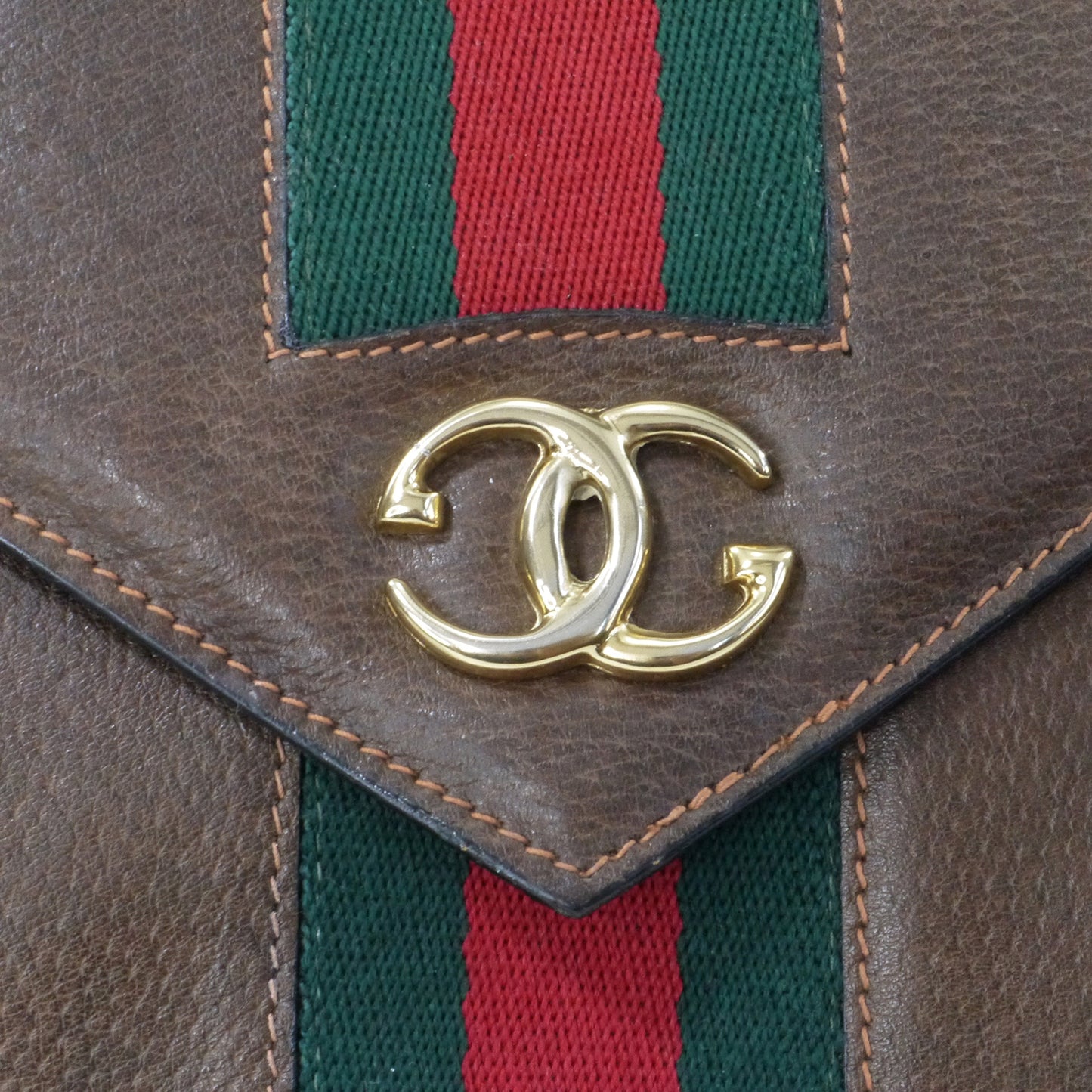 OLD Gucci　ピグスキンレザー シェリーショルダー（茶）