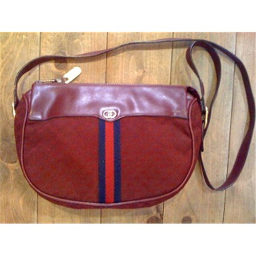 OLD Gucci　エンジ色ショルダーバッグ
