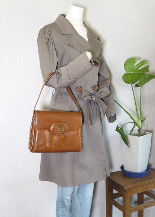 OLD Gucci 　キャメルGGワンショルダー
