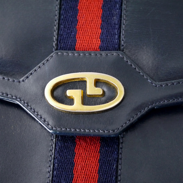OLD Gucci チェーン総革クラッチショルダー（濃紺）