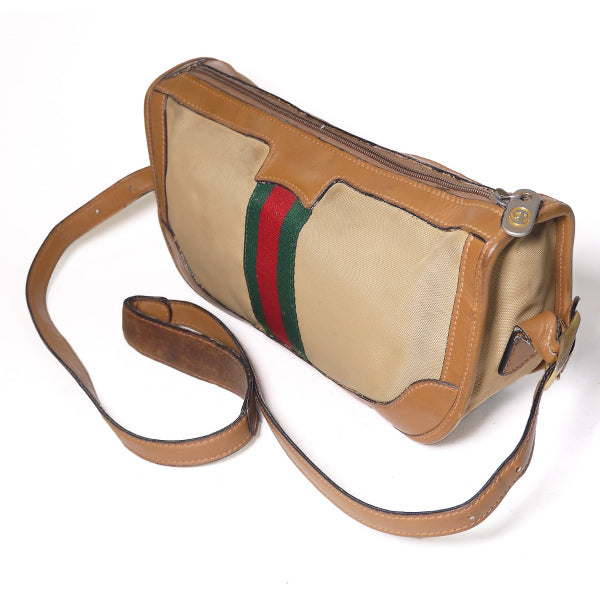OLD Gucci 半円ショルダー(キャメル）