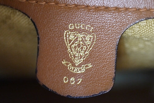 OLD Gucci 半円ショルダー(キャメル）