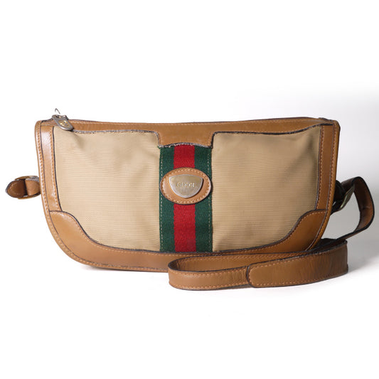 OLD Gucci 半円ショルダー(キャメル）